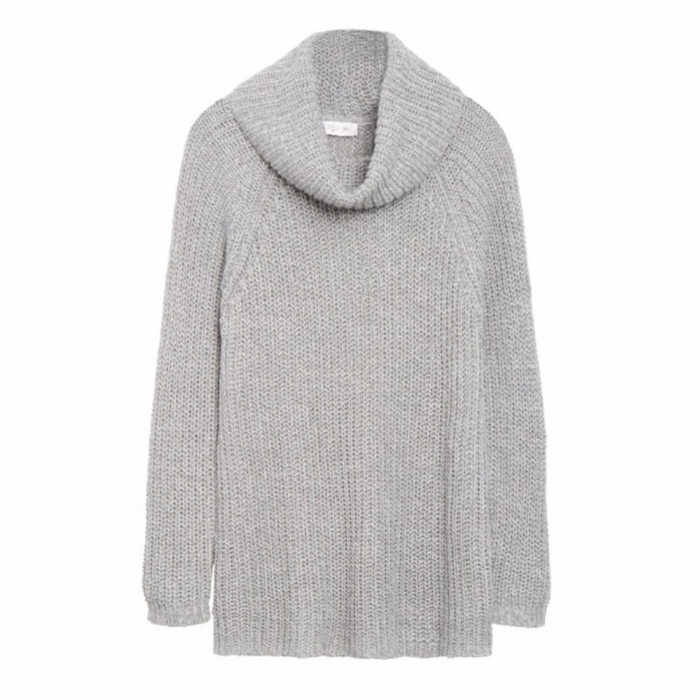 NWOT Chunky Knit Gray Turtleneck Sweater